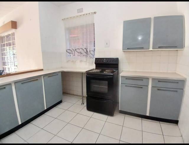 3 BEDROOM TOWNHOUSE FOR SALE IN BRACKENHURST